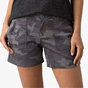 Prana Olivia Gravel Camo Hiking Shorts Women’s Size 6
